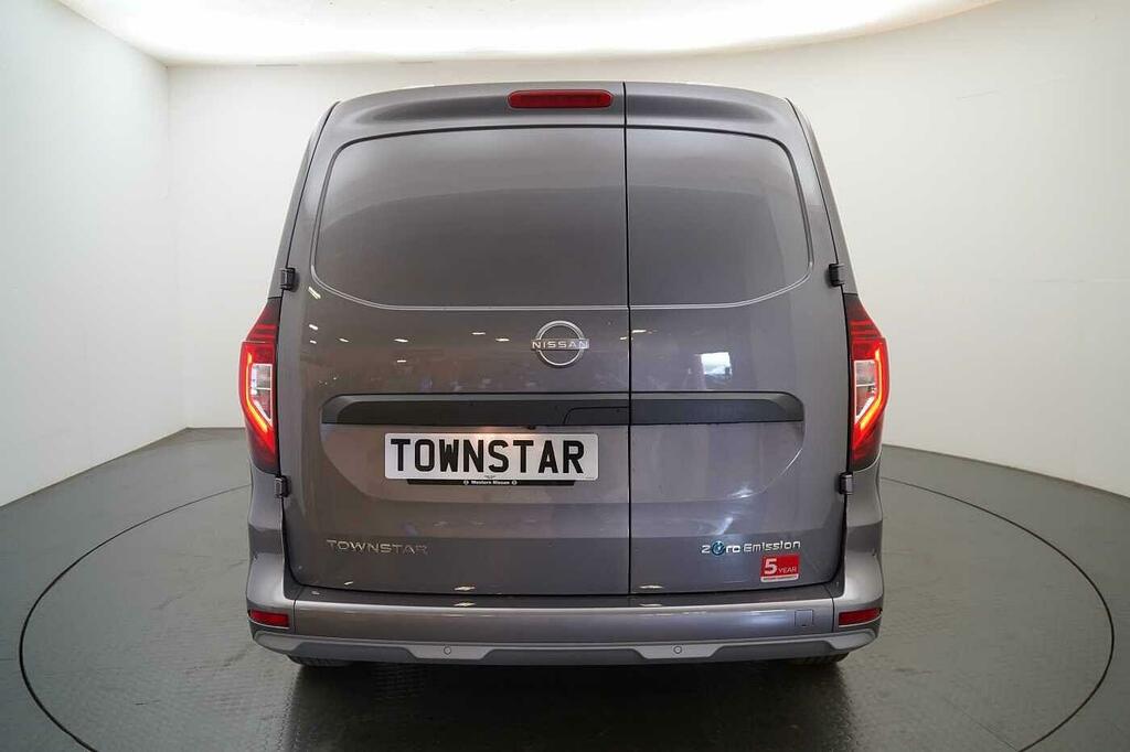 Nissan TOWNSTAR 45Kwh Tekna L1 Panel Van 22Kw Obc Grey #6