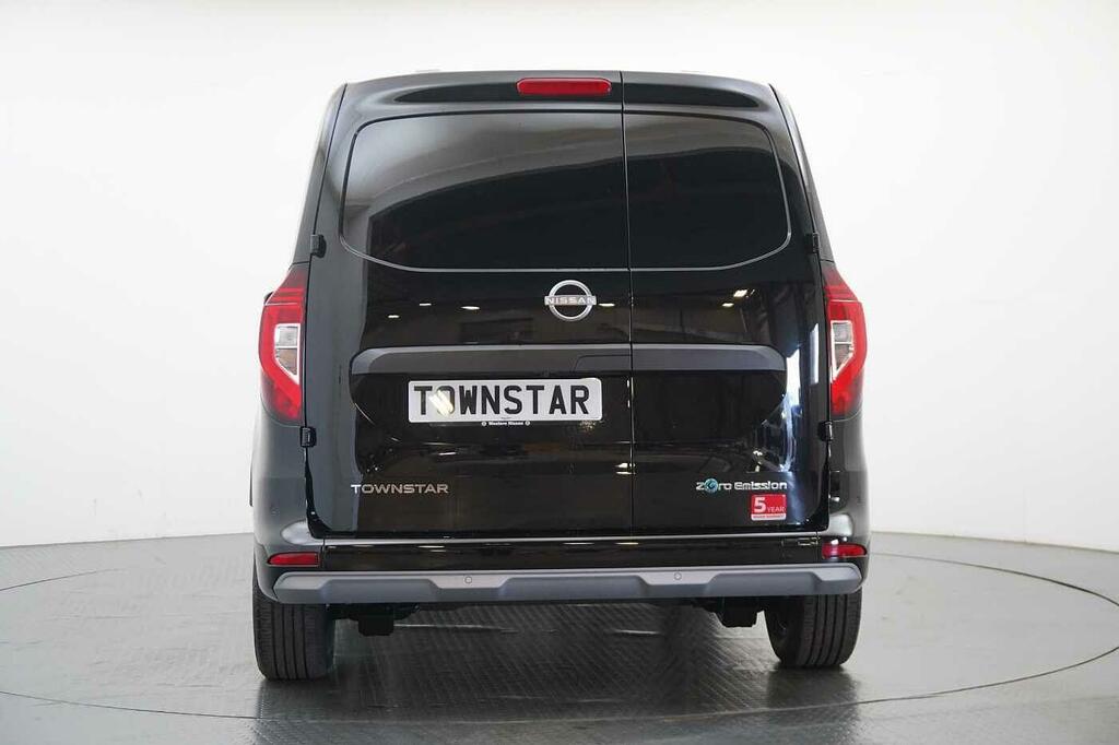 Nissan TOWNSTAR 45Kwh Tekna L1 Panel Van 22Kw Obc Black #5