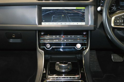 Jaguar XF 2.0I 250 R-sport Black #53