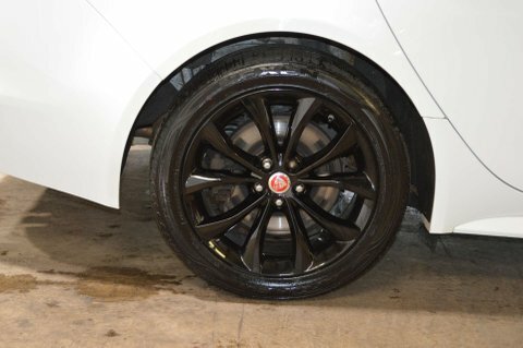 Jaguar XF 2.0I 250 R-sport Black #25