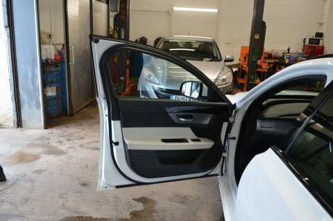 Jaguar XF 2.0I 250 R-sport Black #35