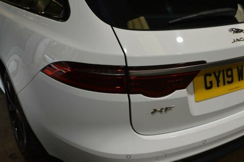 Jaguar XF 2.0I 250 R-sport Black #43
