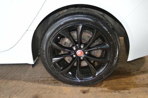 Jaguar XF 2.0I 250 R-sport Black #26