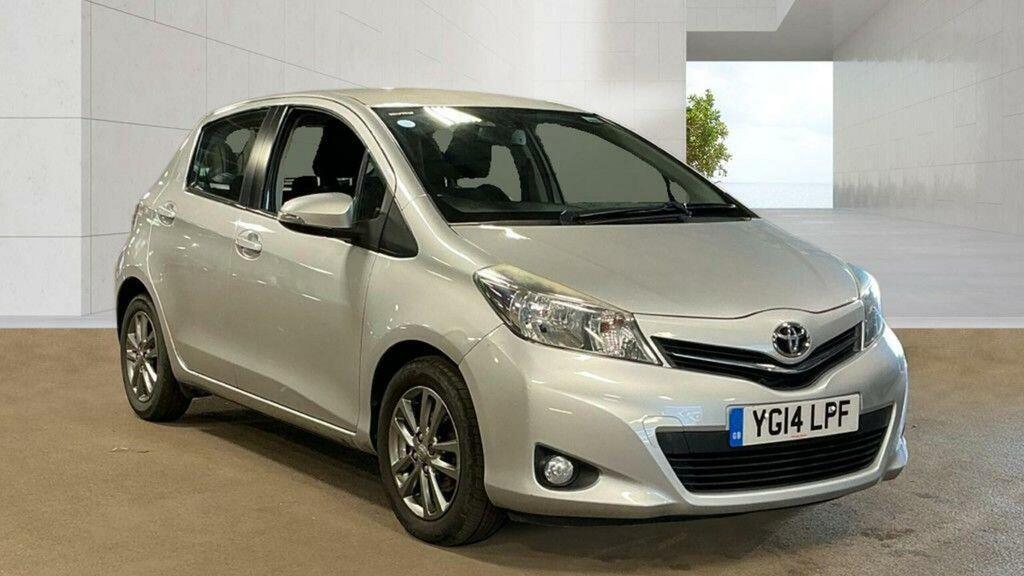 Toyota Yaris Hatchback 1.33 Dual Vvt-i Icon Plus Multidrive S E Silver