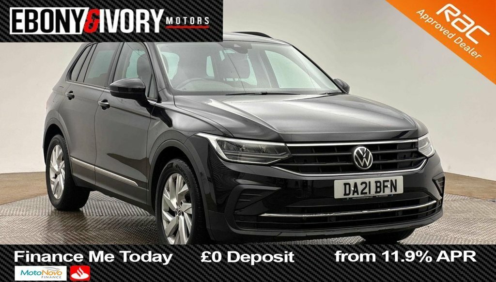 Volkswagen Tiguan 1.5L Life Black