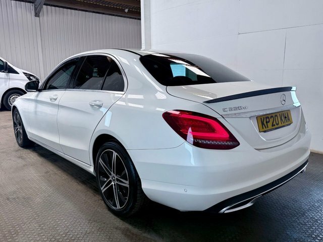 Mercedes-Benz C Class 2020 2.0 C220d Sport Edition Premium Saloon White #4