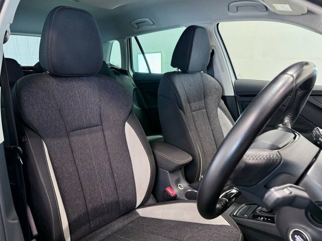 Skoda Kamiq 1L Se White #12