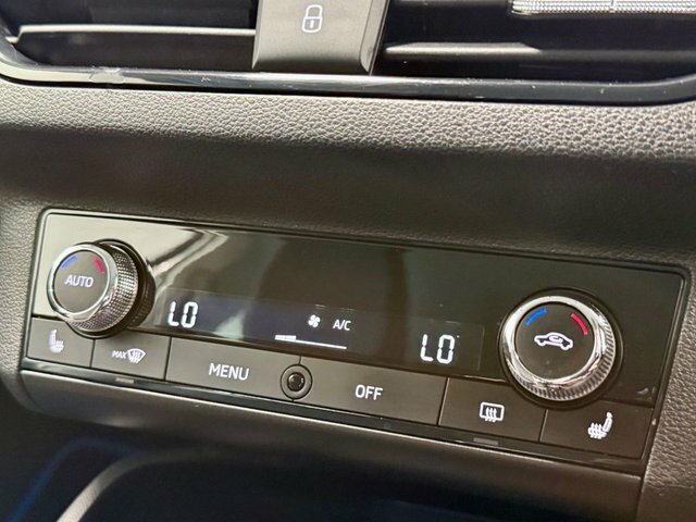Skoda Kamiq 1L Se White #19