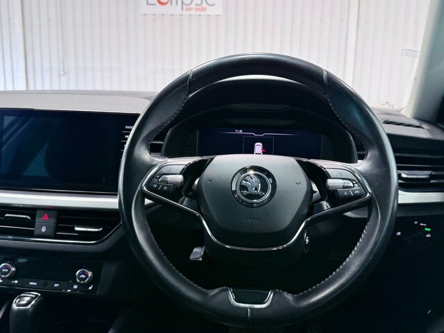 Skoda Kamiq 1L Se White #9