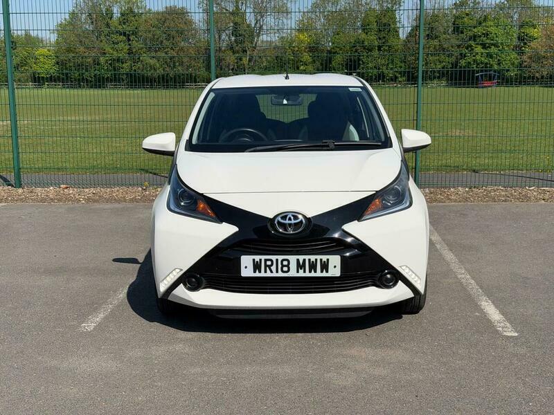 Toyota Aygo 1.0 Vvt-i X-play Euro WR18MWW White #2