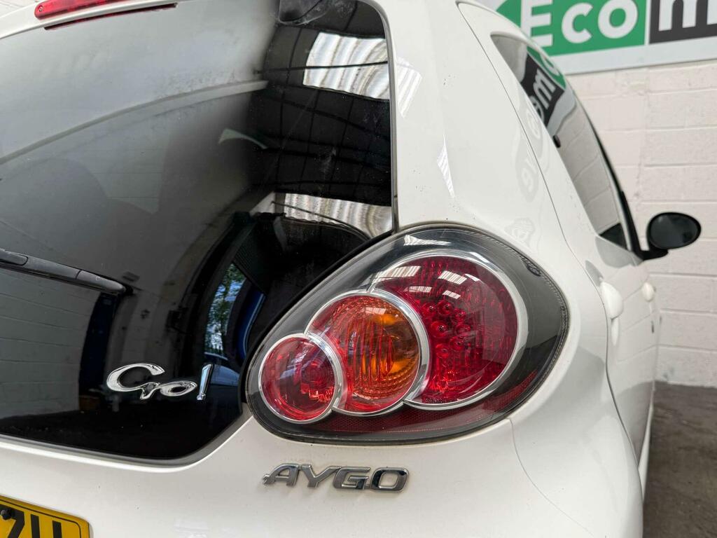 Toyota Aygo 1.0 Vvt-i Fire Multimode Euro 5 Ac White #14