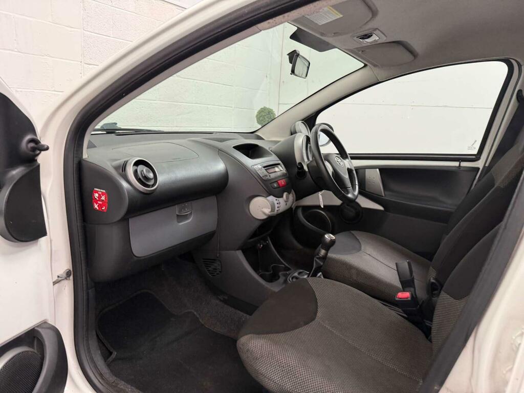 Toyota Aygo 1.0 Vvt-i Fire Multimode Euro 5 Ac White #28