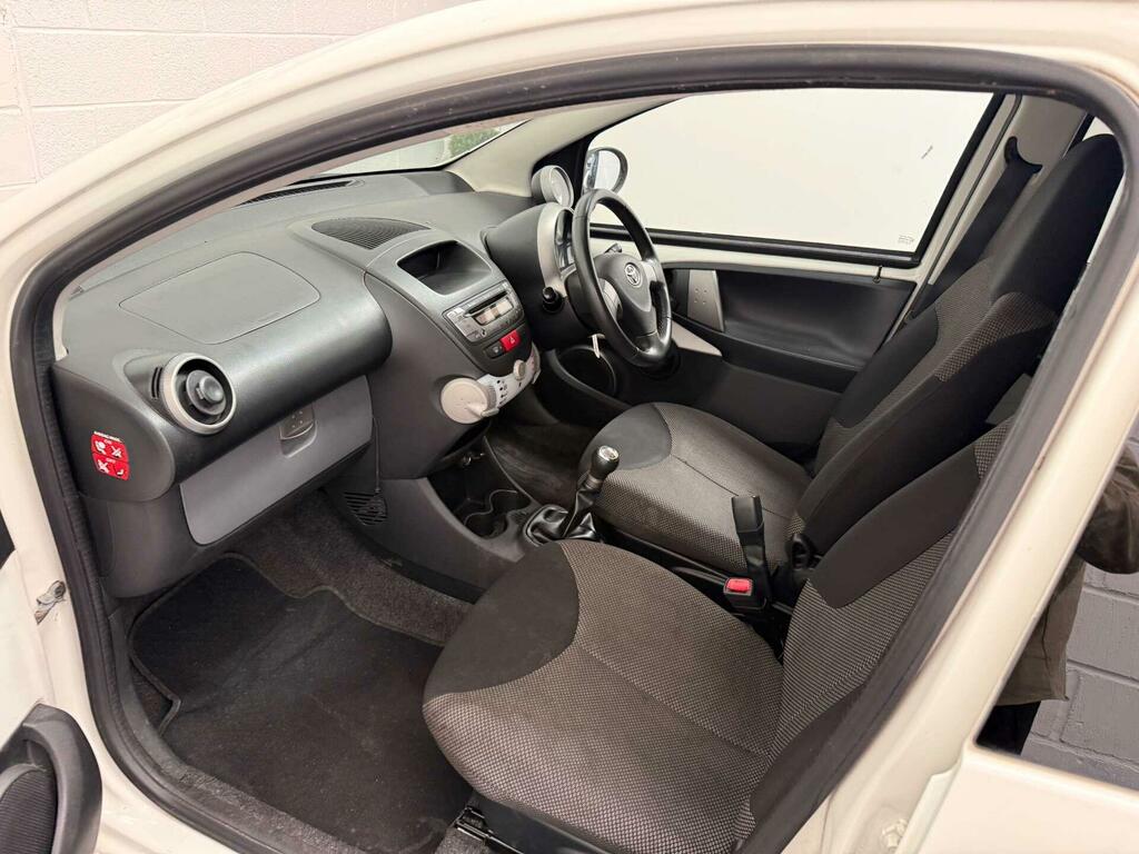 Toyota Aygo 1.0 Vvt-i Fire Multimode Euro 5 Ac White #41