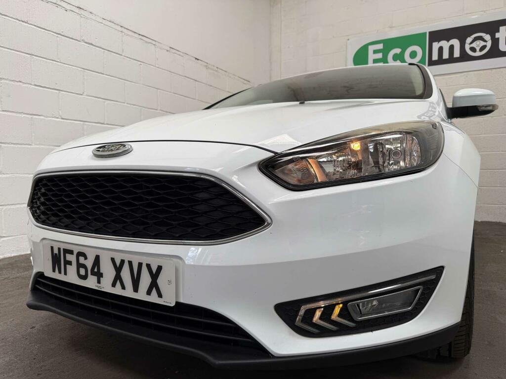 Ford Focus Zetec White #6