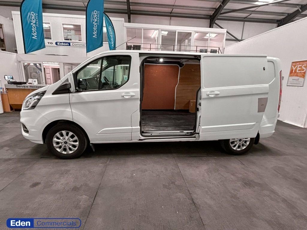Ford Transit Custom 2L Limited White #4