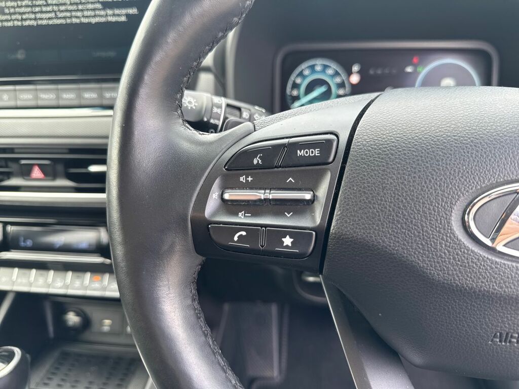 Hyundai Kona H-gdi Premium Black #16