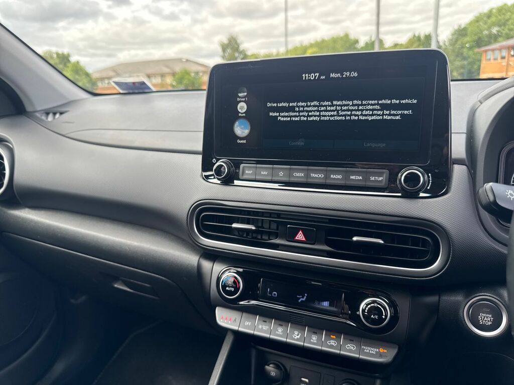 Hyundai Kona H-gdi Premium Black #18