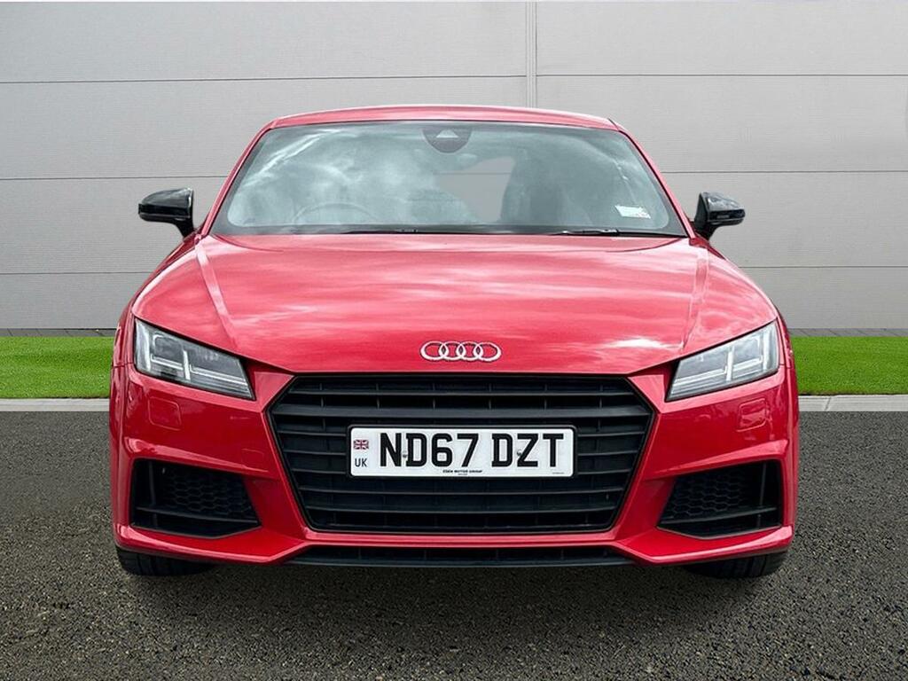 Audi TT Black Edition Red #2