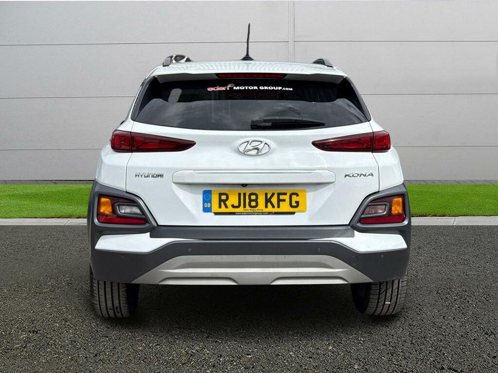 Hyundai Kona Premium Se White #6