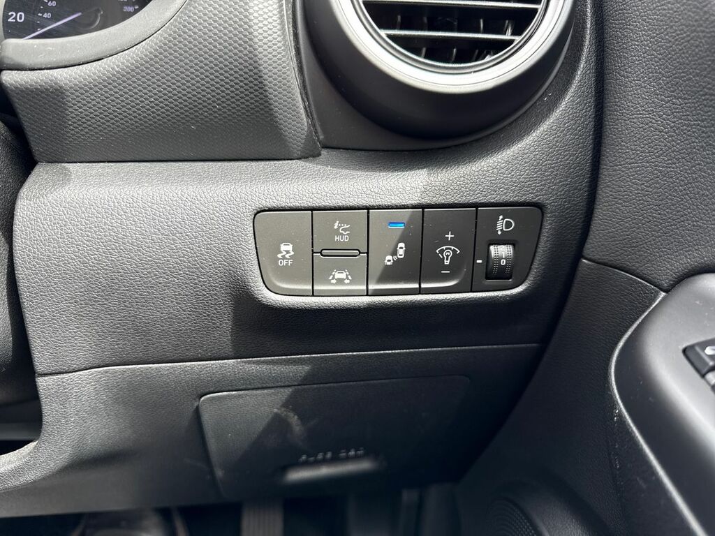 Hyundai Kona Kona Premium Black #24