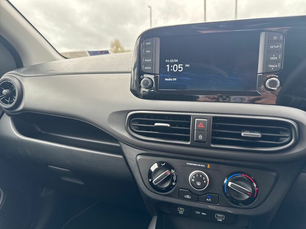 Hyundai I10 1.2 Premium Euro 6 Ss Grey #18
