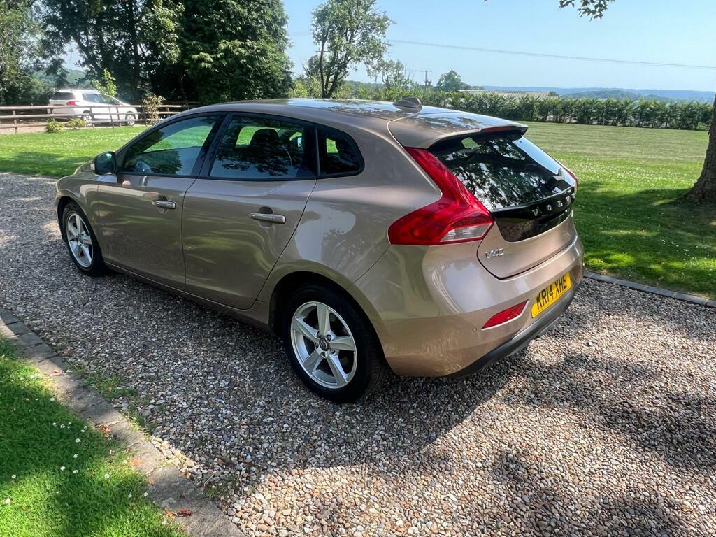 Volvo V40 1.6 D2 Es Nav Euro 5 S S Brown #4