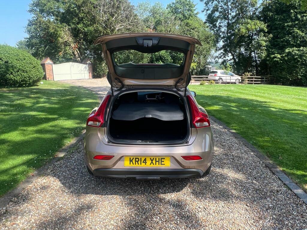 Volvo V40 1.6 T2 R-design Euro 5 Ss Red #9