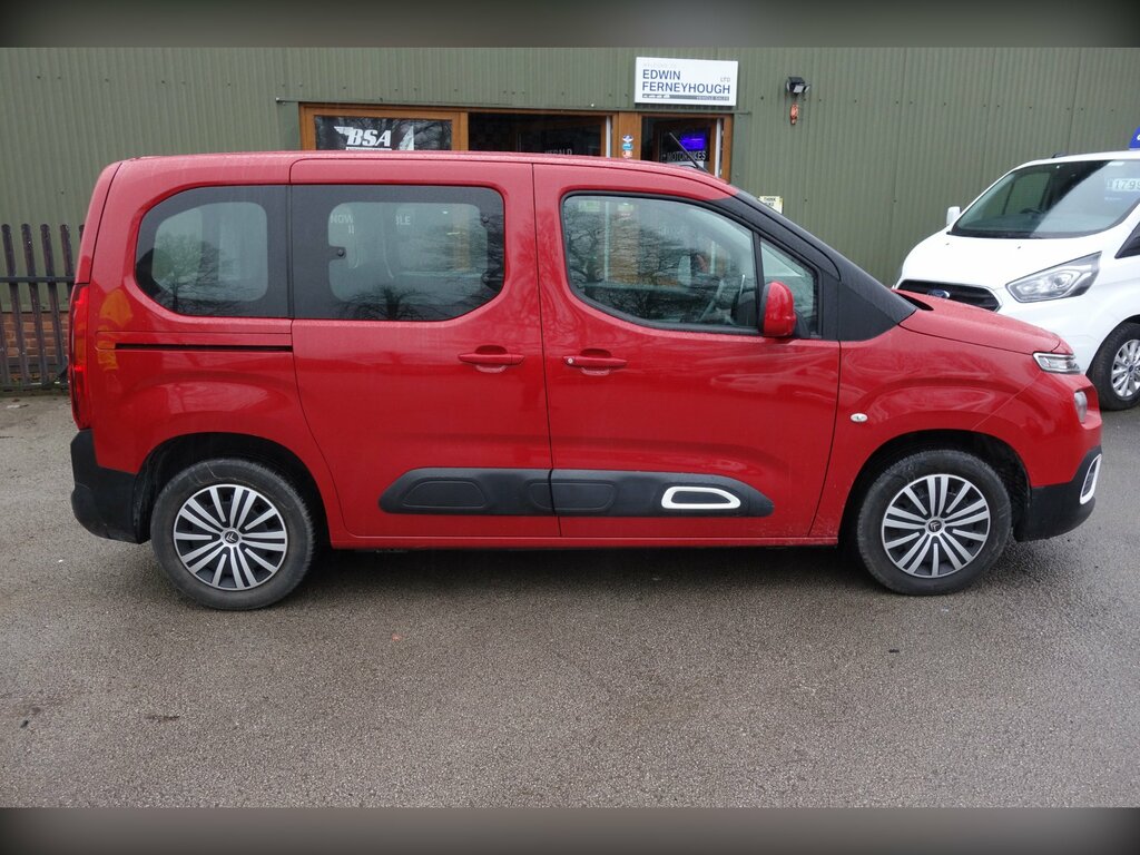Citroen Berlingo 1.5 Bluehdi Feel M Mpv Eat Euro 6 Ss Red #2
