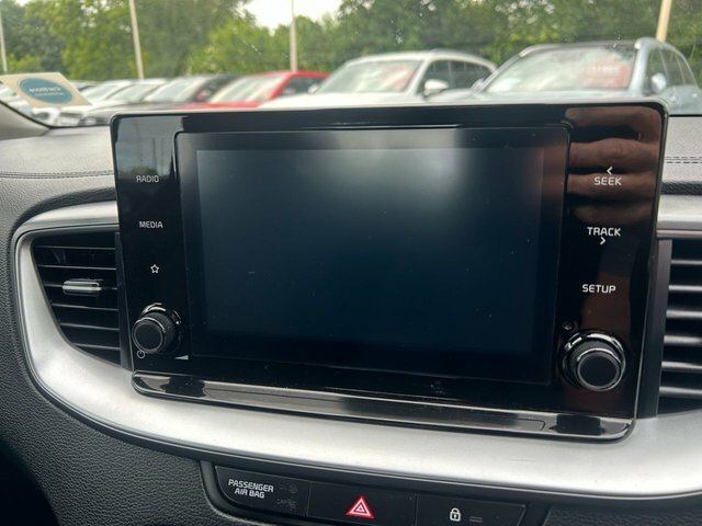 Kia Xceed 4 1.5 T-gdi Suv 158 Bhp Black #16