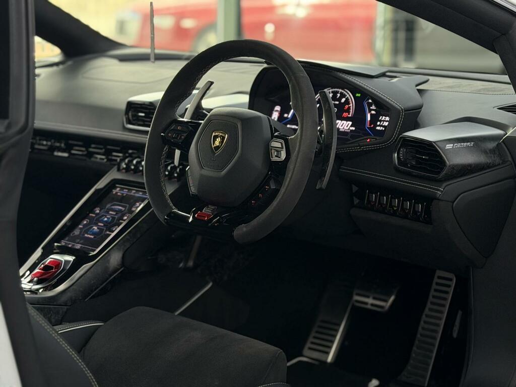 Lamborghini Huracan 5.2 V10 Lp 640-4 Evo White #3