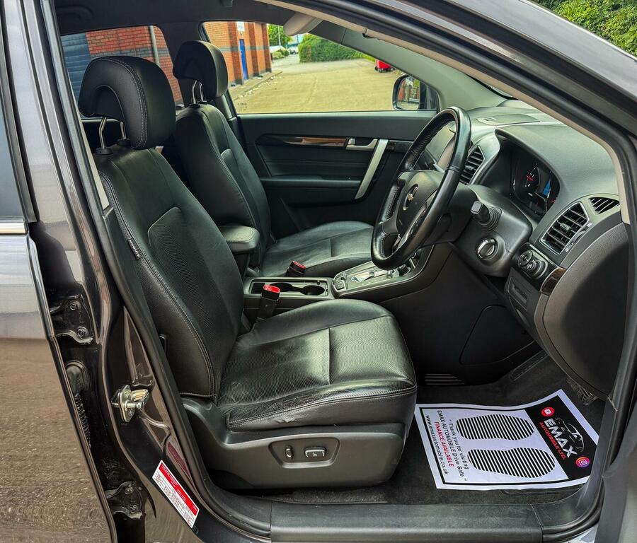 Chevrolet Captiva 2.2 Captiva Ltz Black #28