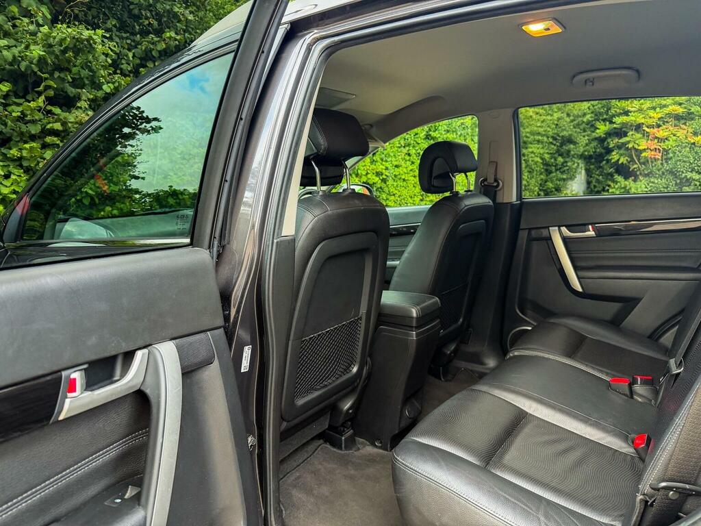 Chevrolet Captiva 2.2 Captiva Ltz Black #33