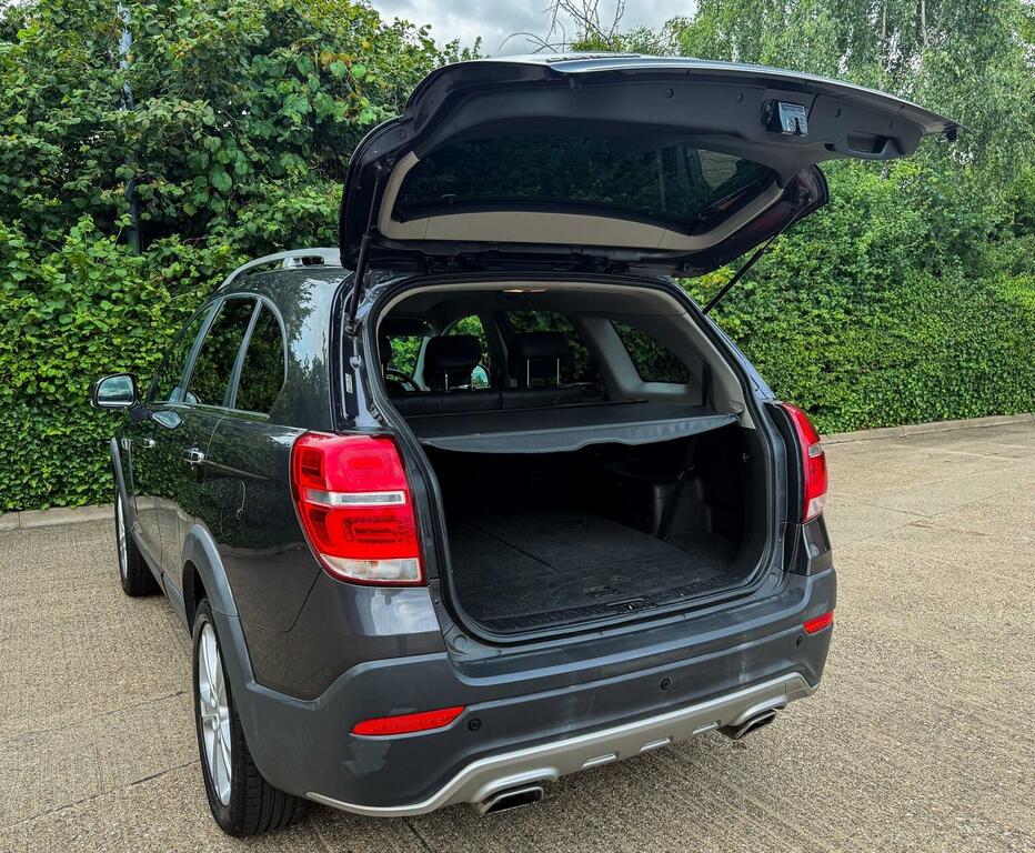 Chevrolet Captiva 2.2 Captiva Ltz Black #36