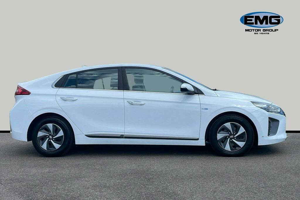 Hyundai Ioniq 1.6 H Gdi Gpf Premium Se Hatchback Hybr White #3