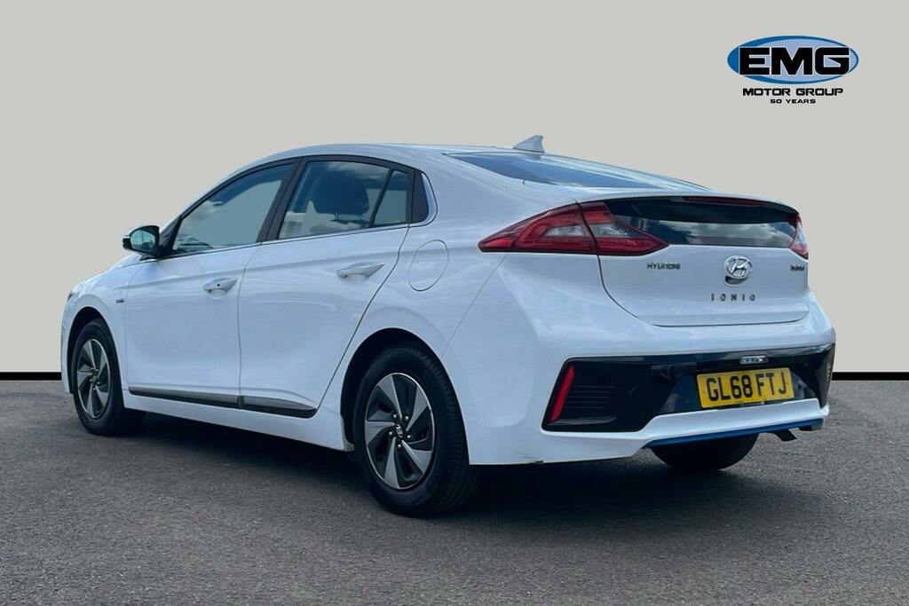 Hyundai Ioniq 1.6 H Gdi Gpf Premium Se Hatchback Hybr White #4