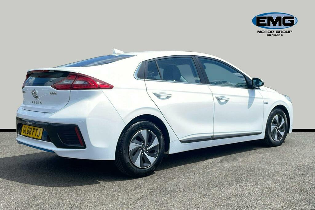 Hyundai Ioniq 1.6 H Gdi Gpf Premium Se Hatchback Hybr White #6
