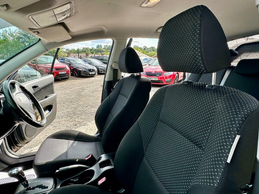 Hyundai I30 1.4 Classic Euro 5 Red #19
