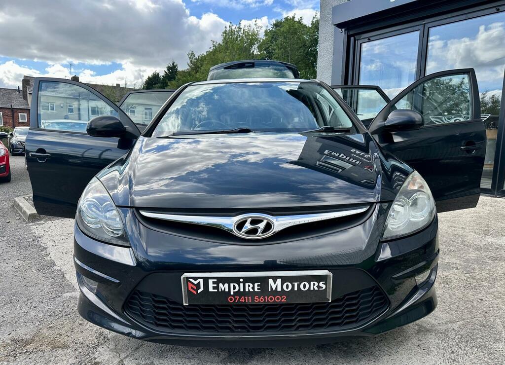 Hyundai I30 Comfort Black #2