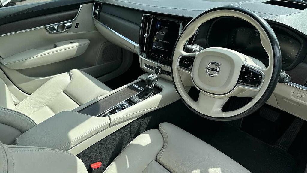 Volvo V90 T5 Awd Plus Black #4