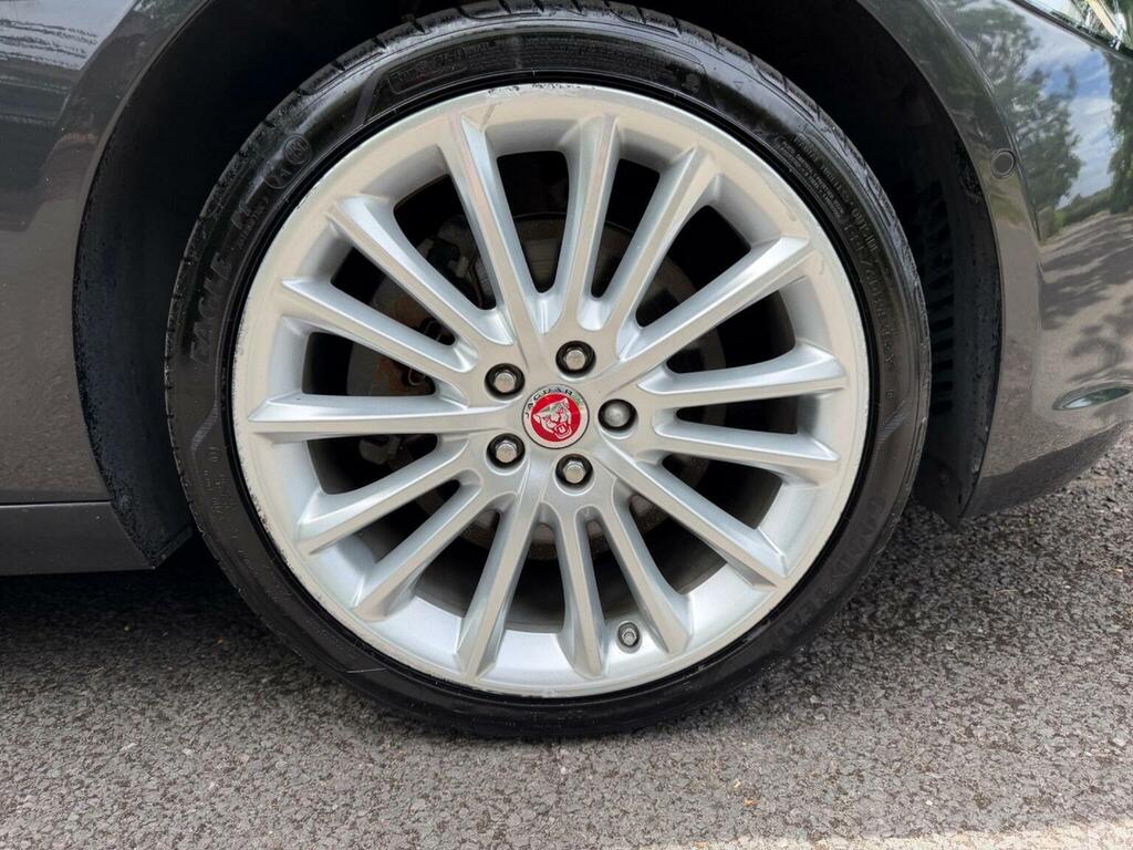 Jaguar XE 2.0D R-sport Euro 6 S S #18