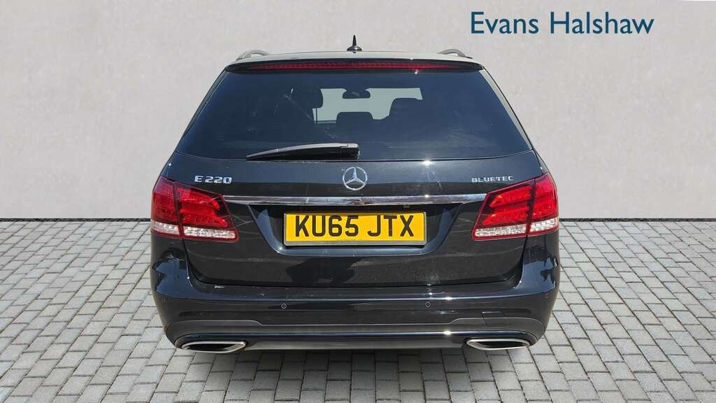 Mercedes-Benz E Class E220 Bluetec Amg Night Ed Premium 7G-tronic 20 KU65JTX Black #5