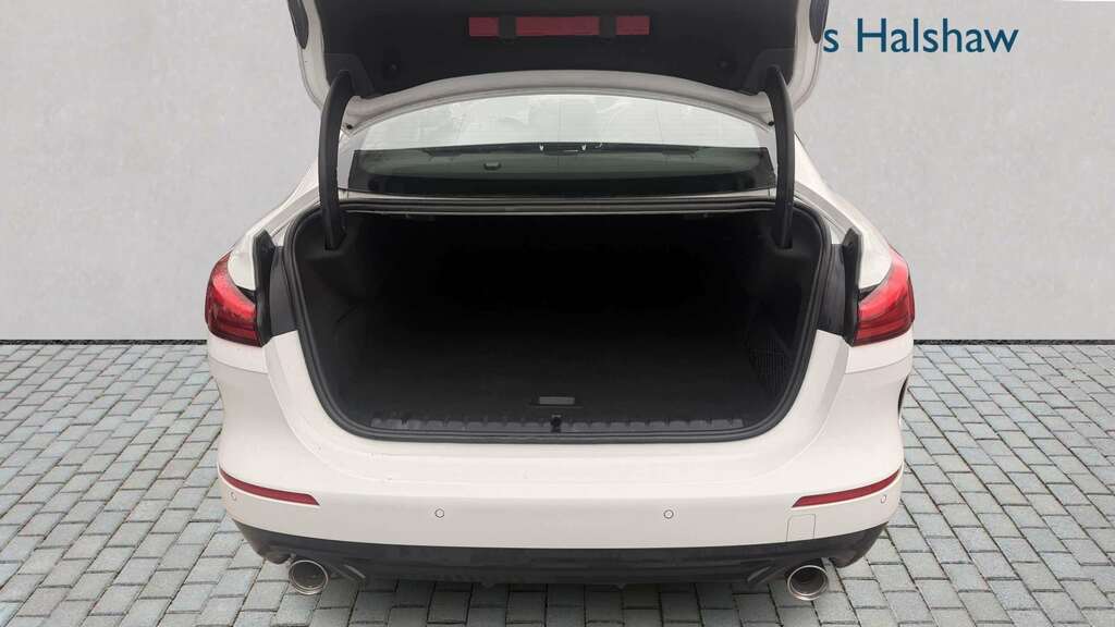 BMW 2 Series 218D Sport Step Live Cockpit Prof 2023 YC23KZO White #6