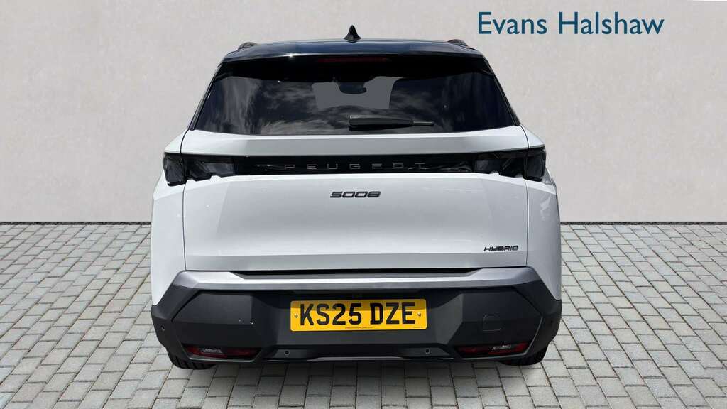 Peugeot 5008 1.2 Hybrid 136 Gt E-dsc6 2025 KS25DZE White #5