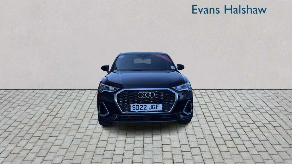 Audi Q3 35 Tfsi S Line S Tronic 2022 SD22JGF Black #3