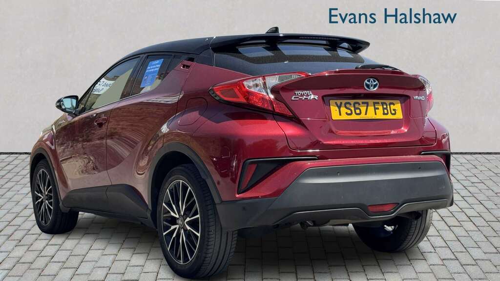 Toyota C-Hr 1.8 Hybrid Red Edition Cvt 2018 YS67FBG Red #2