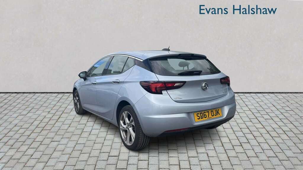 Vauxhall Astra 1.4T 16V 150 Sri 2017 Silver #4