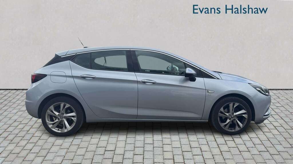 Vauxhall Astra 1.4T 16V 150 Sri 2017 Silver #2