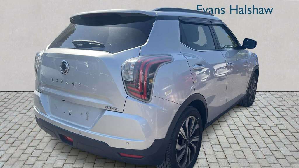 SsangYong Tivoli 1.5P Ultimate 2022 Silver #4
