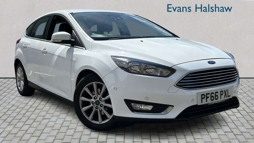 Ford Focus Estate 1.5 Tdci Titanium Euro 6 Ss 201616 Silver #1