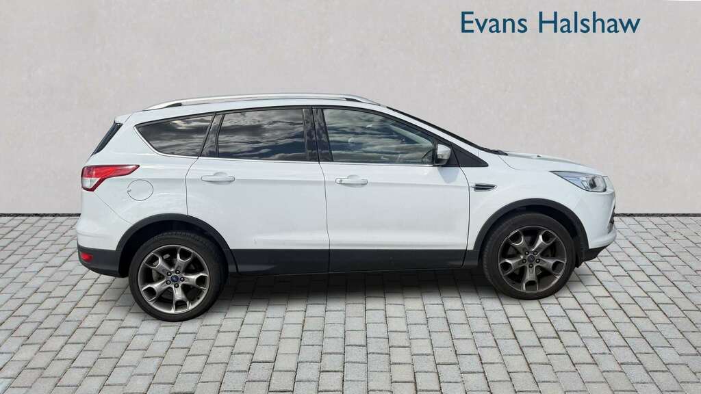 Ford Kuga 4X4 2.0 Tdci Titanium Awd Euro 6 Ss 20166 White #3